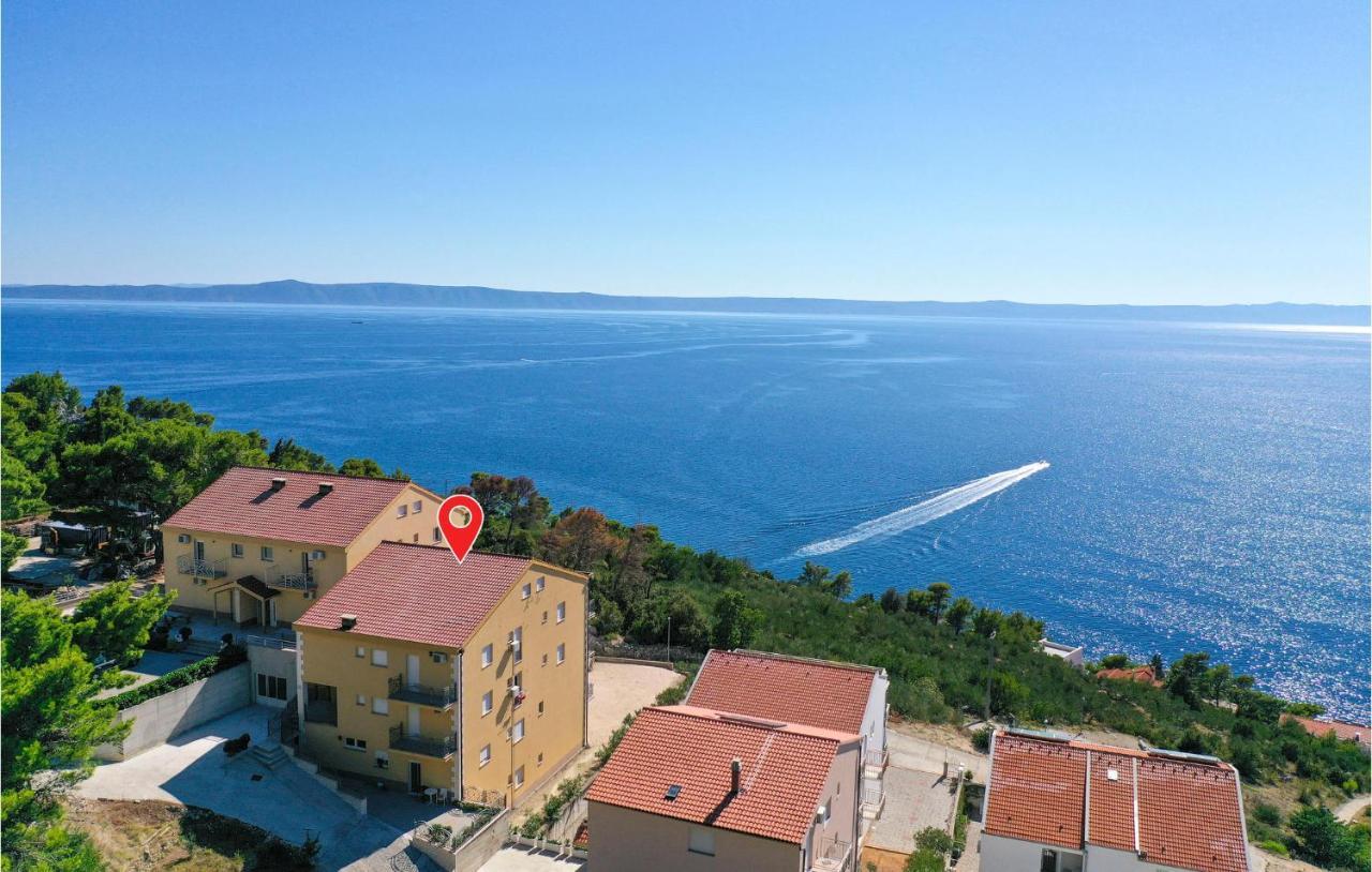 Awesome Apartment In Krvavica With Kitchen エクステリア 写真