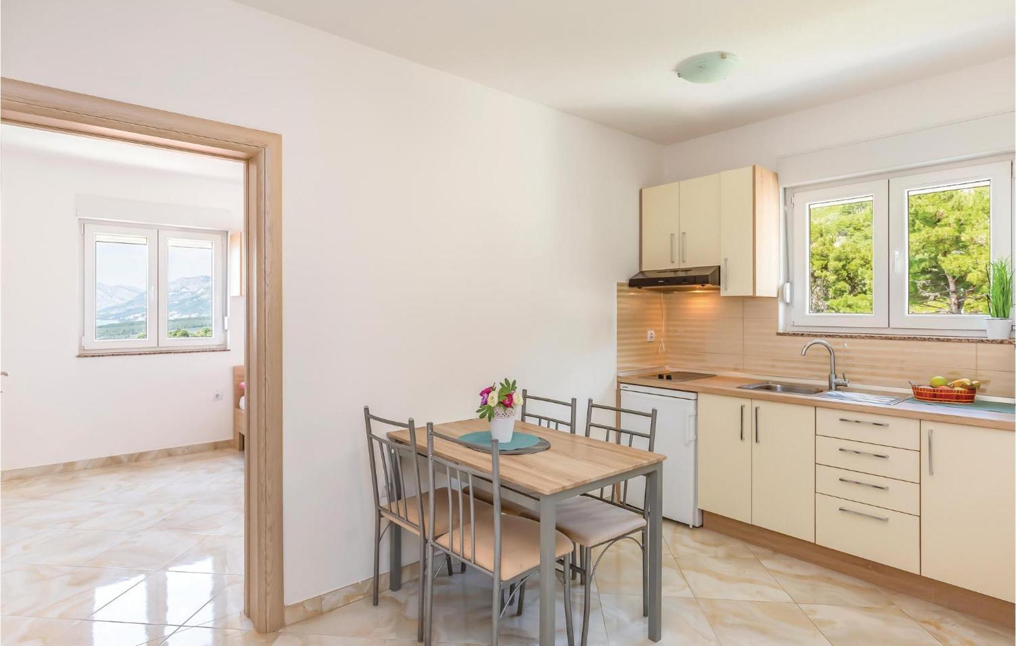 Awesome Apartment In Krvavica With Kitchen エクステリア 写真